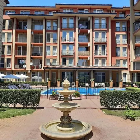 Cozy Apartament In Sunny View Central Complex Apartman